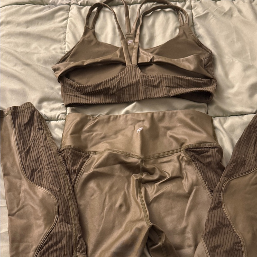 Fabletics Brown Leggings - Picture 4 of 4